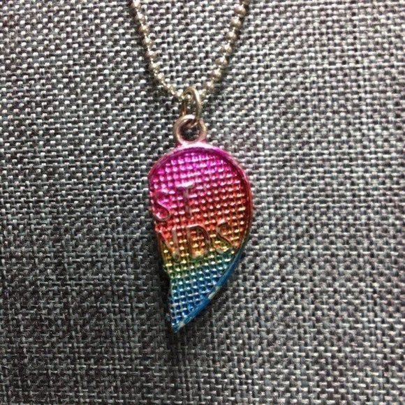 Claires Best Friends Necklace Half Rainbow Heart Pink Silver Ball Chain Barbie - Picture 1 of 7